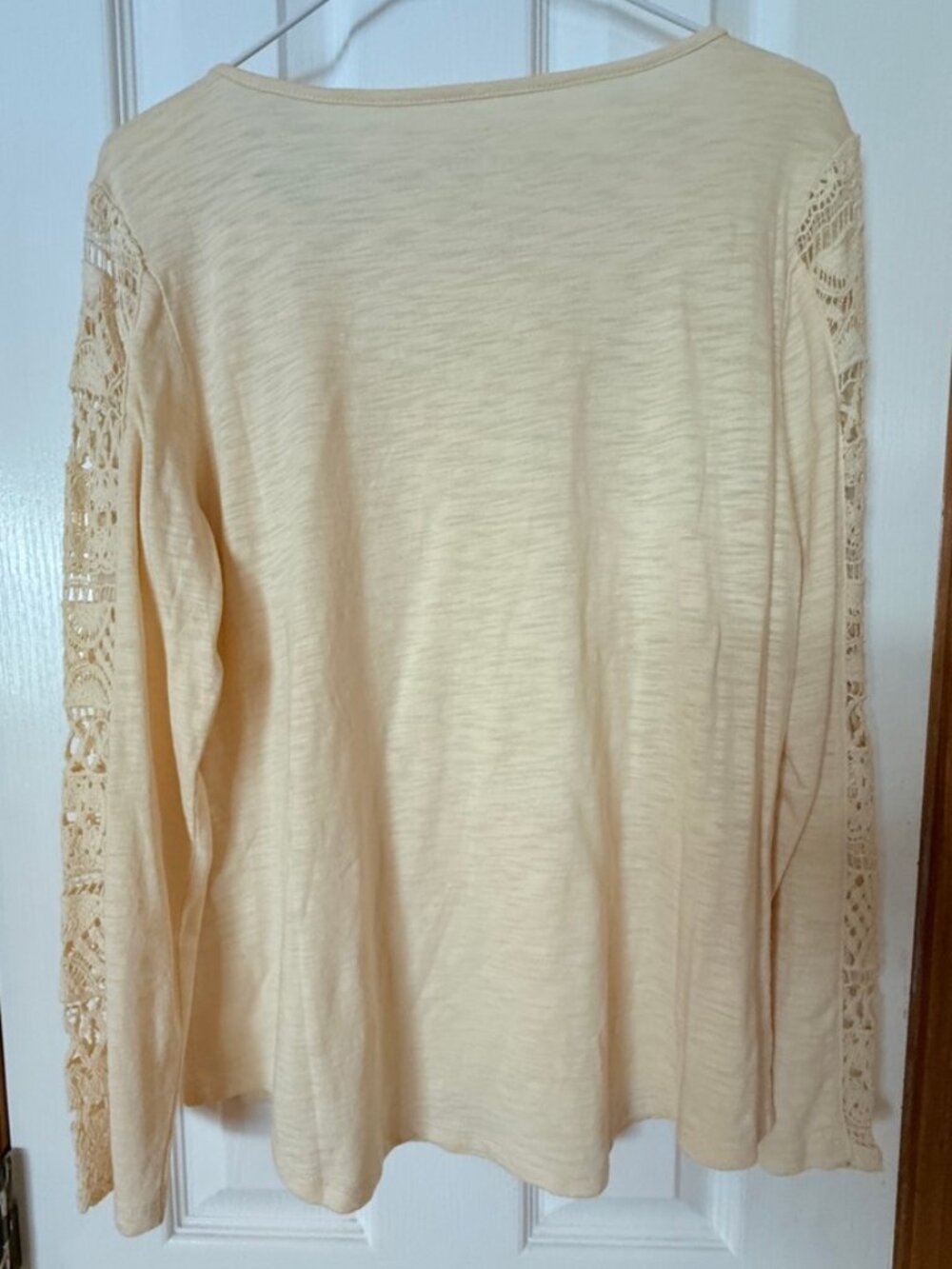 Chico's Livvy Crochet Sleeve Long Sleeve Top - sz M - in Seawhip Yellow - NWT!! - Picture 2 of 5